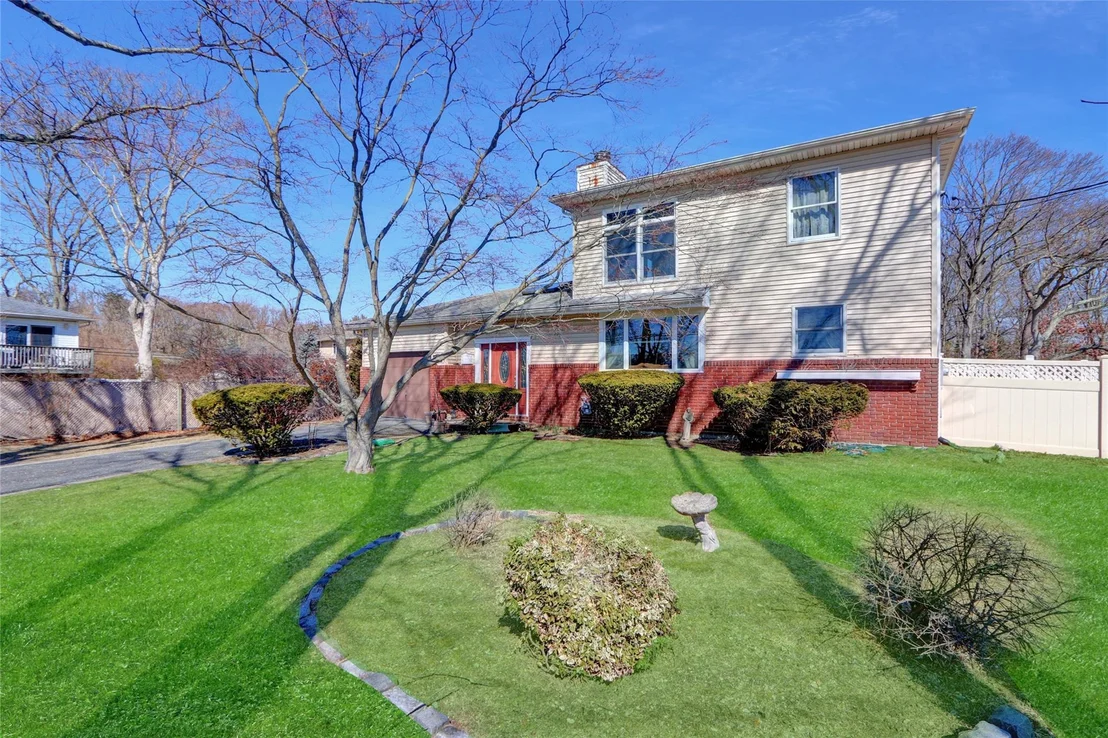 Photo of 2049 Orinoco Drive