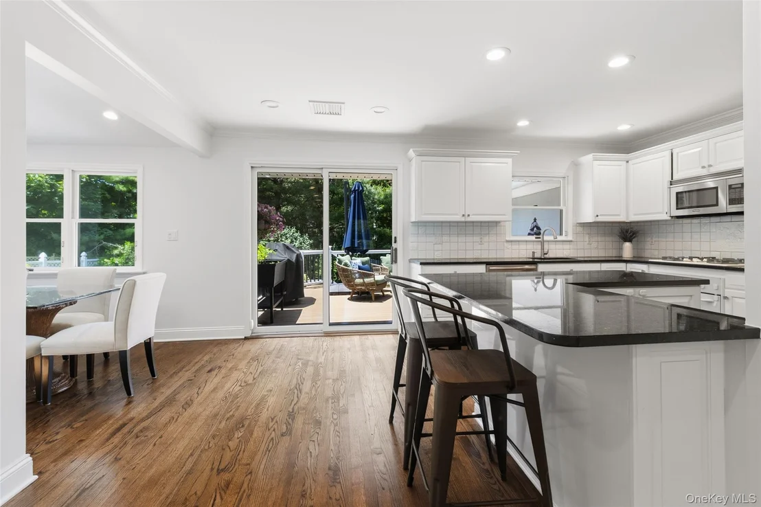 Photo of 116 Huntley Drive