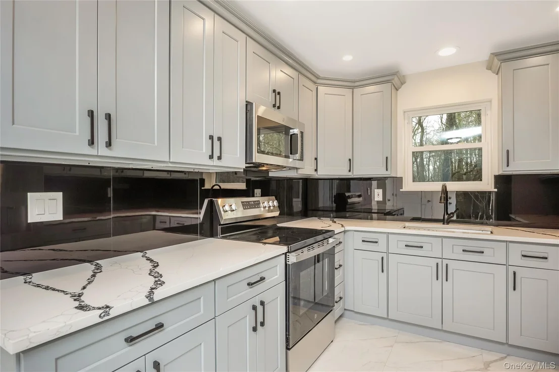 Photo of 24 Buckskin Lane