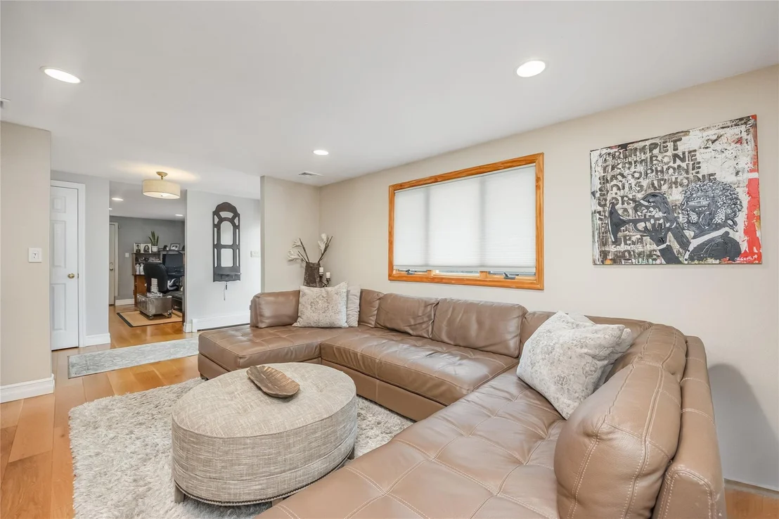 Photo of 12 Dover Lane
