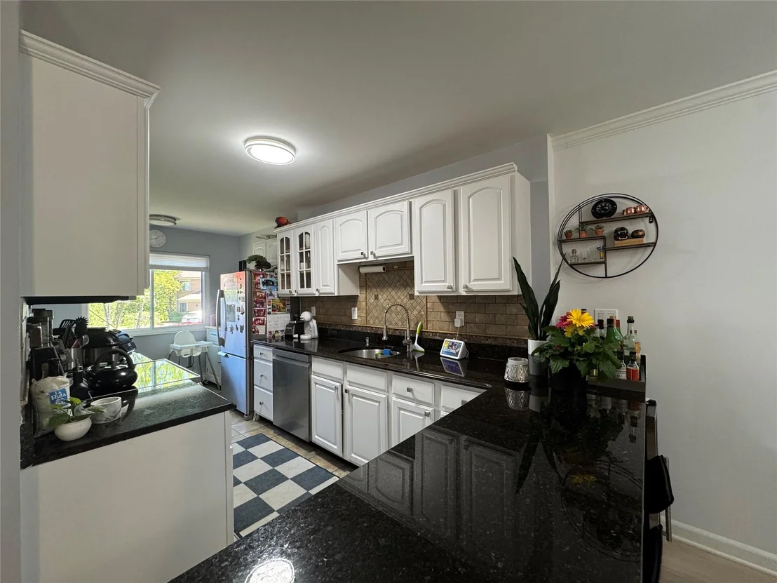 Photo of 81 Greenway Close