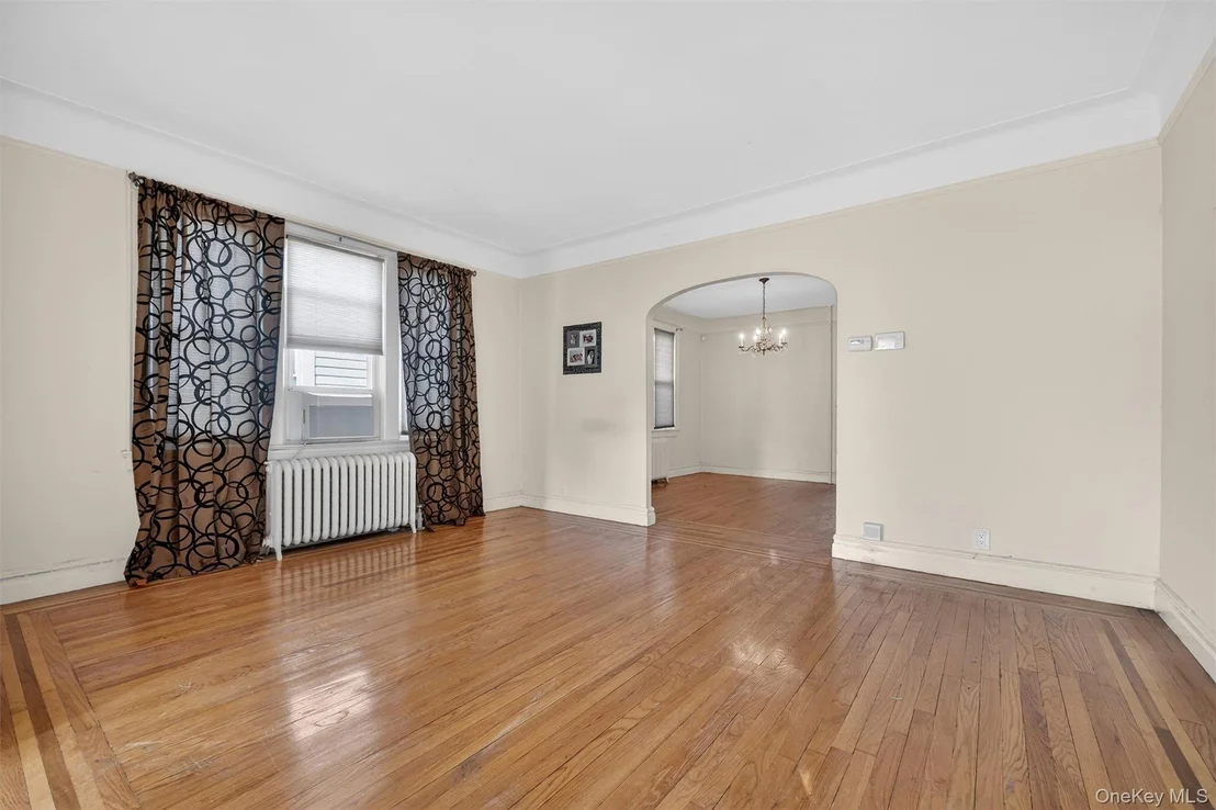 Photo of 1850 Hone Avenue