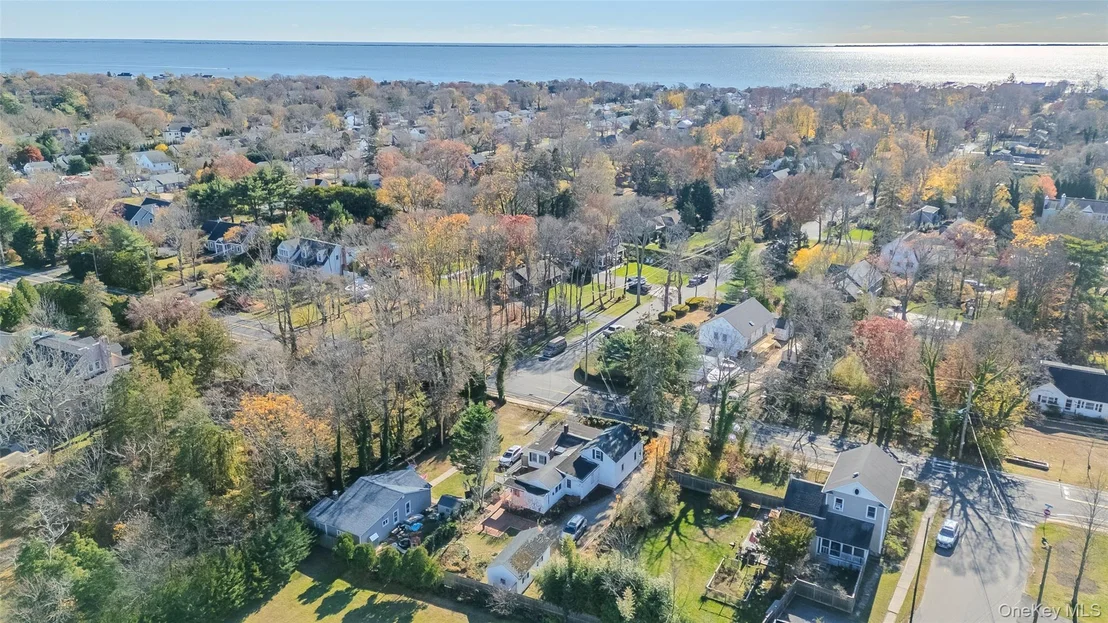 Photo of 403 Middle Road
