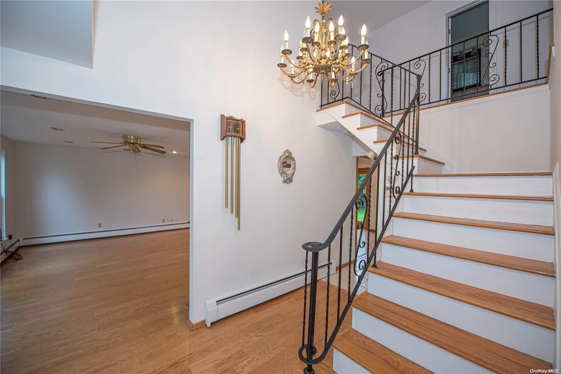 Photo of 70 Steven Place