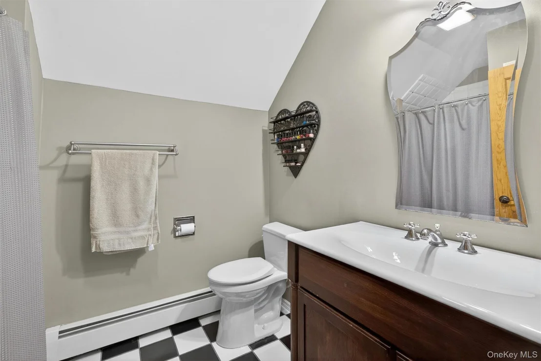 Photo of 233 Hill Road