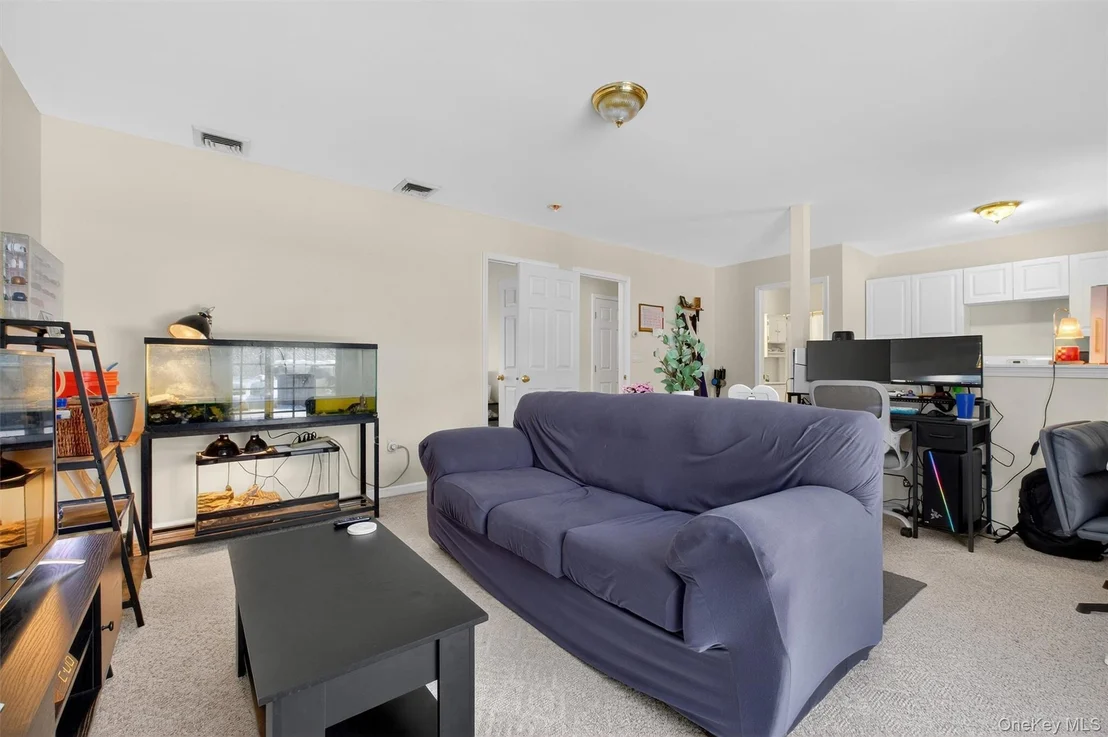 Photo of 192 Robinson Lane