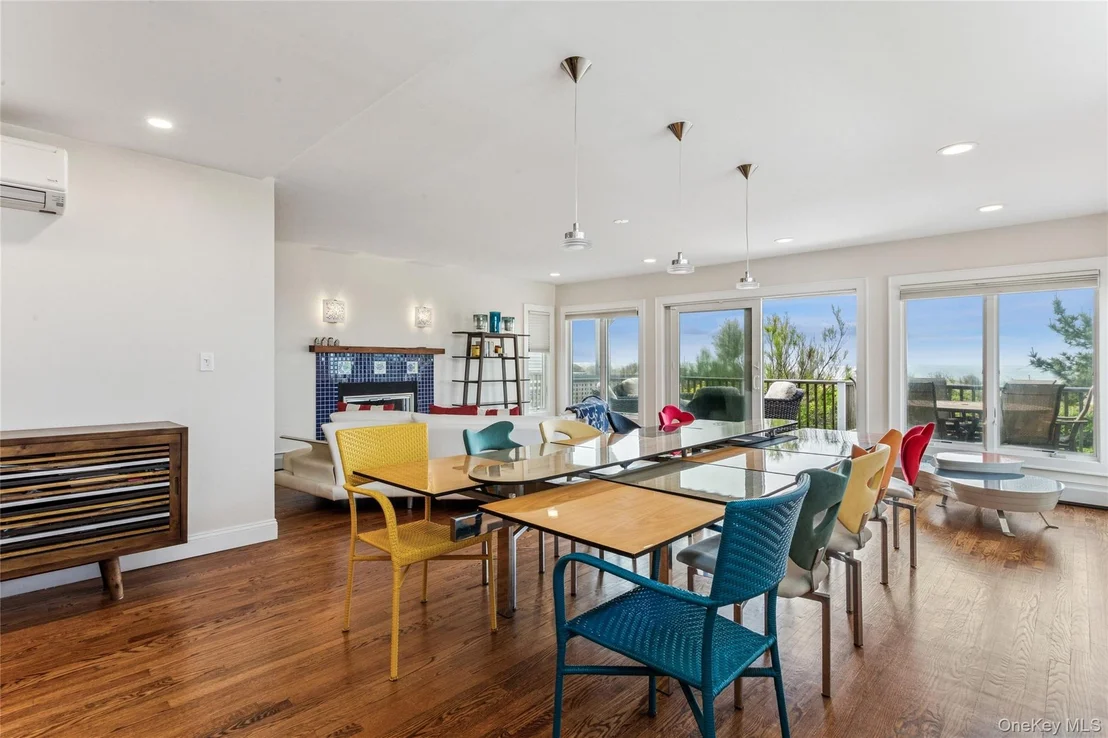 Photo of 931 Oceanfront Street