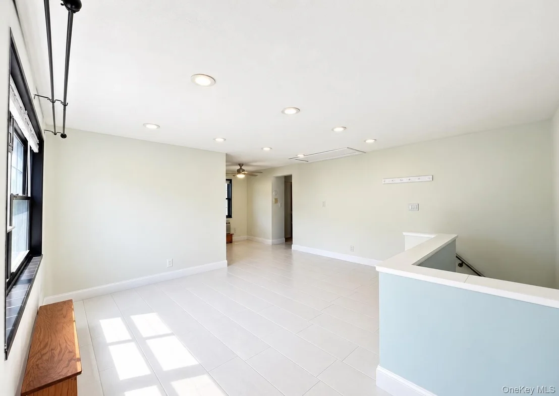 Photo of Unit B at 136-73 68th Dr