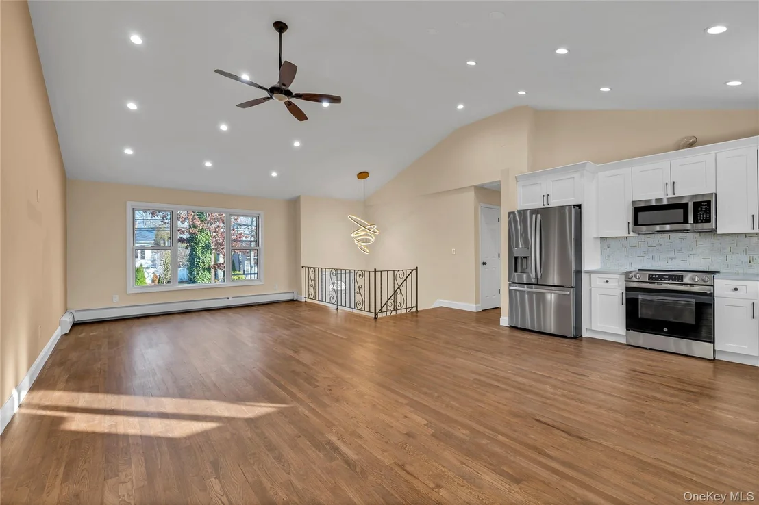 Photo of 116 Phyllis Drive