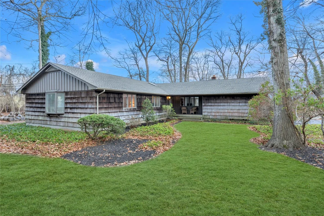 Photo of 12 Red Oak Road