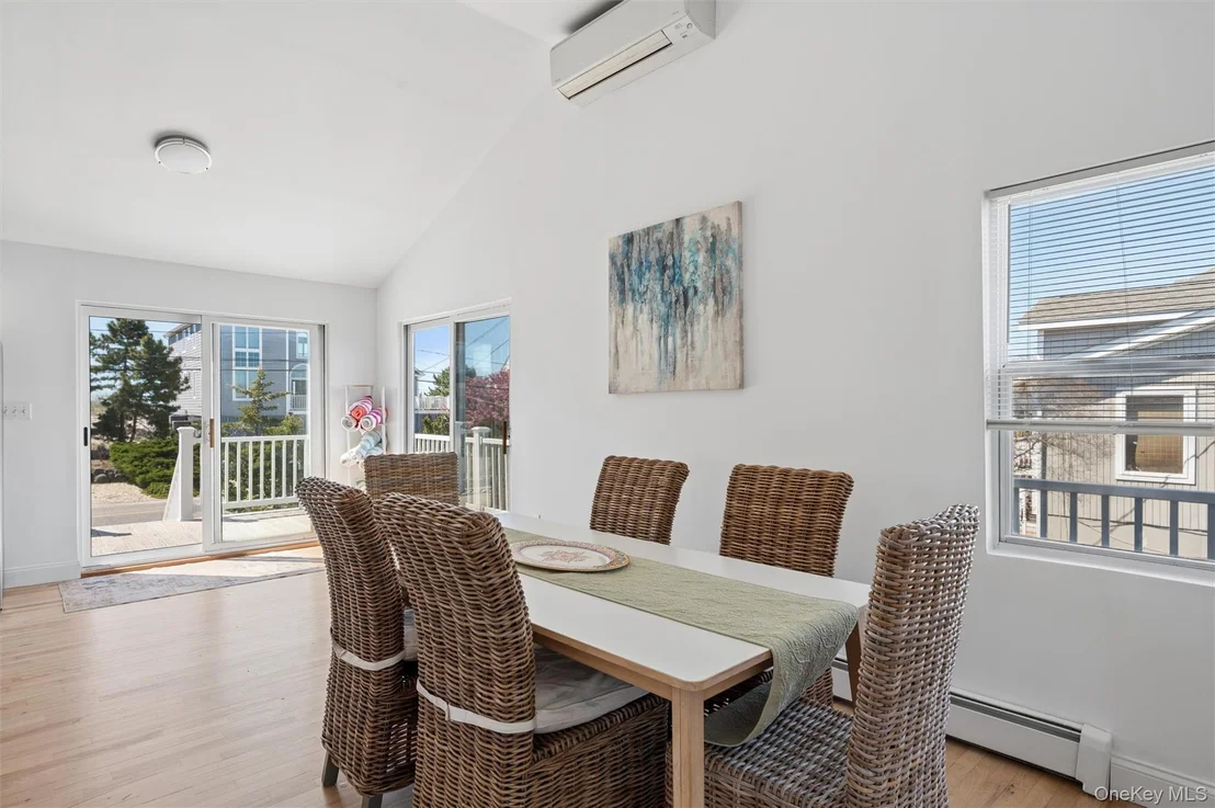 Photo of 898 Dune Road