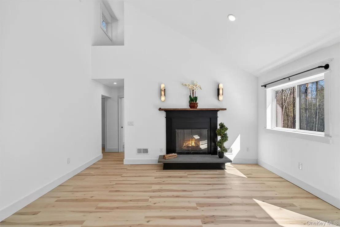 Photo of 273 Perry Pond Road