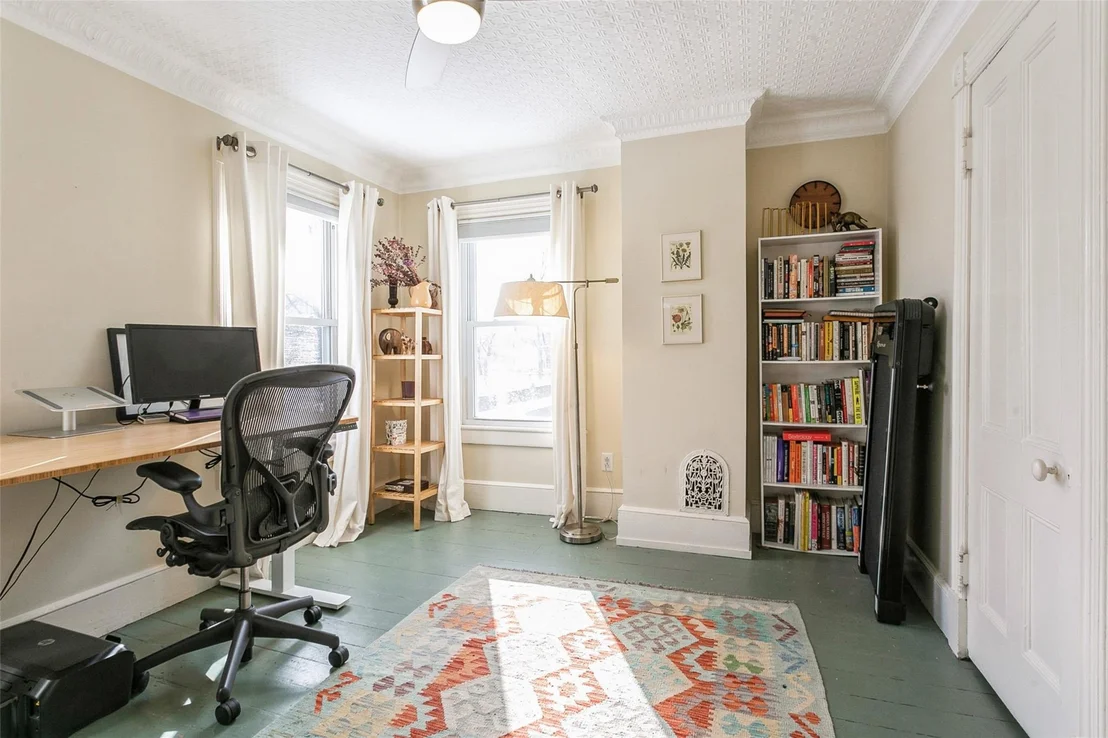 Photo of 9 Dutchess Terrace