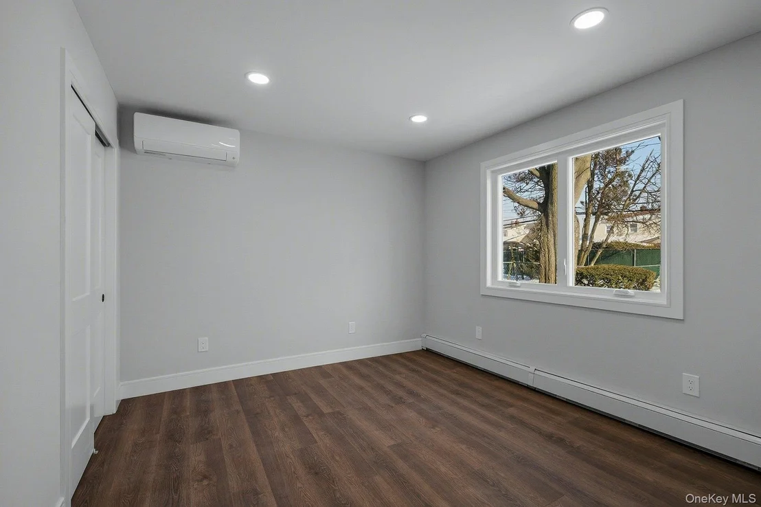 Photo of 73 Wolcott Road