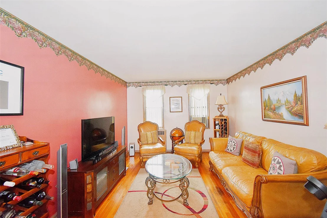 Photo of Unit A53 at 770 Bronx River Road
