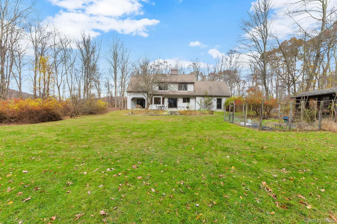 Photo of 331 Grape Hollow Road