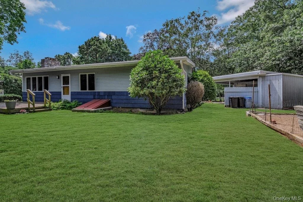 Photo of 30 Center Drive