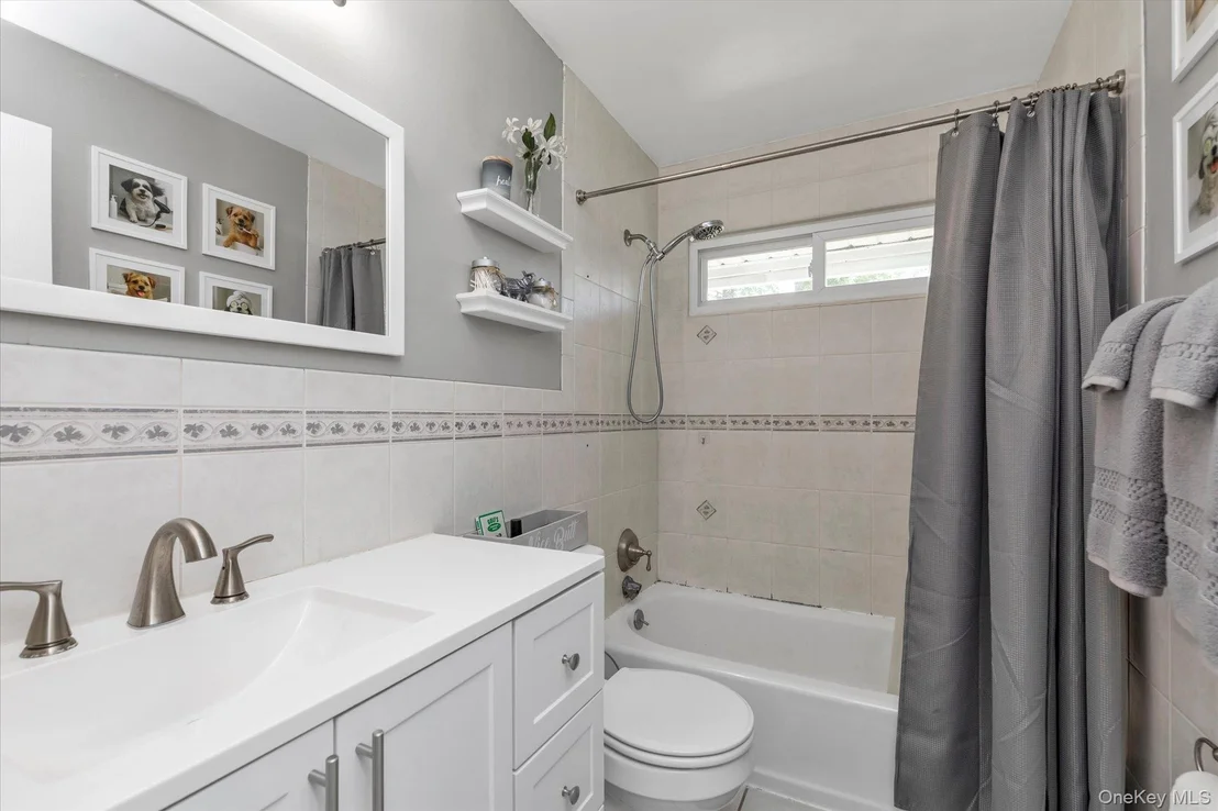 Photo of 64 Kobb Boulevard