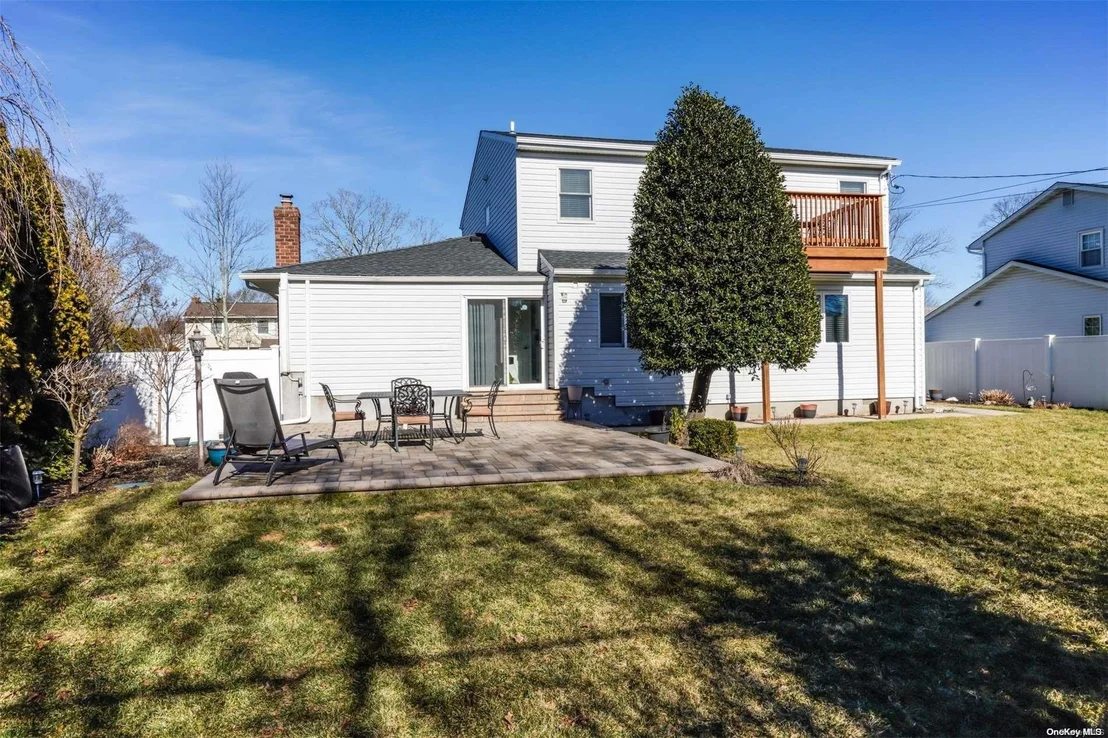Photo of 24 Seminole Drive