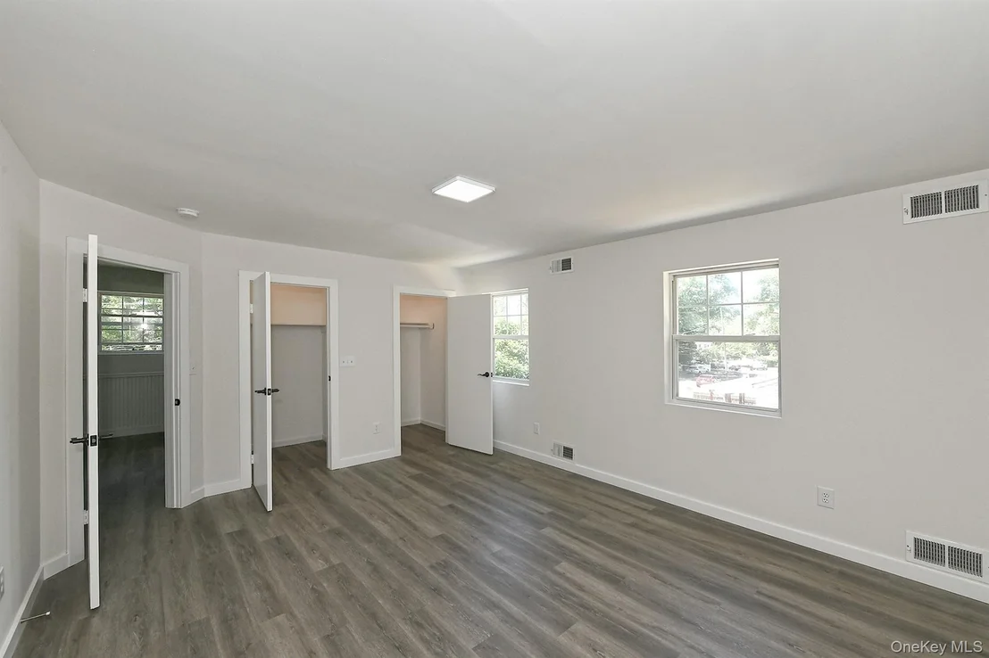 Photo of 208 Lake Drive