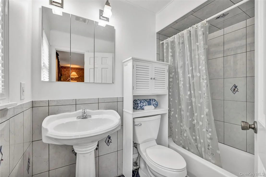 Photo of 20 Oak Lane