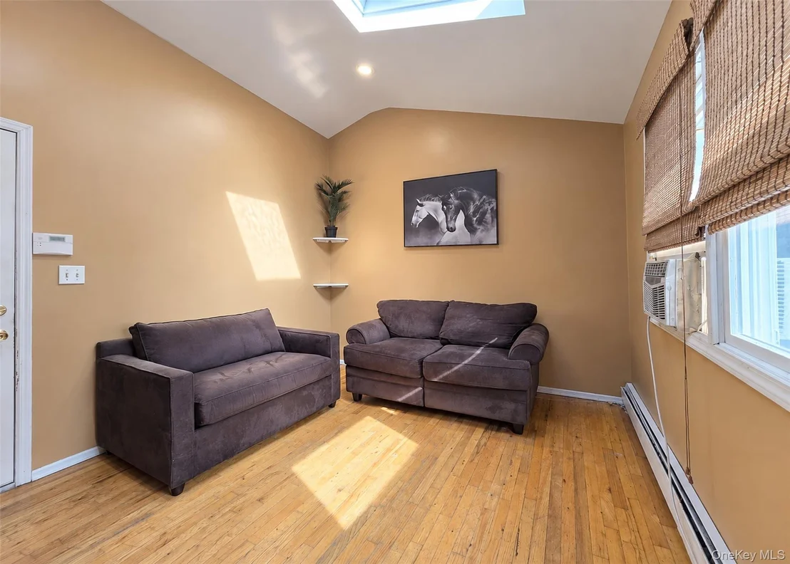 Photo of 2 Renwick Road