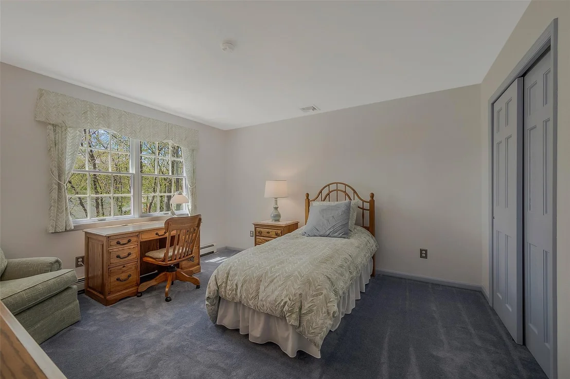 Photo of 19 Emerald Lane