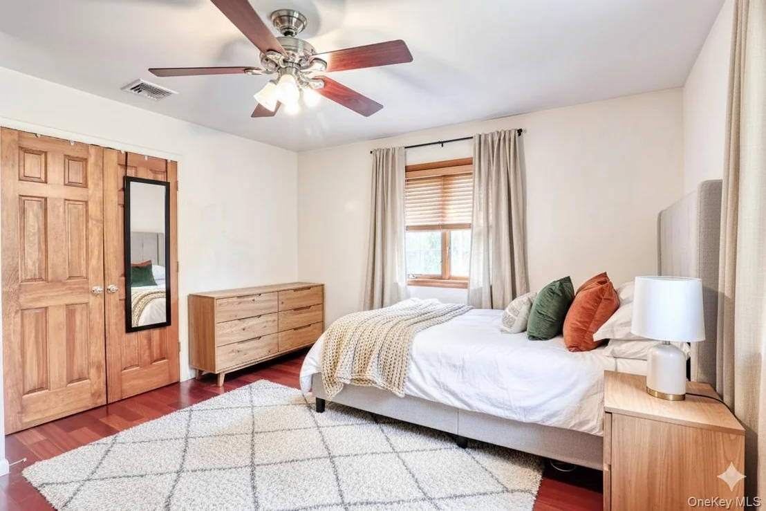 Photo of 115 Greenbush Road