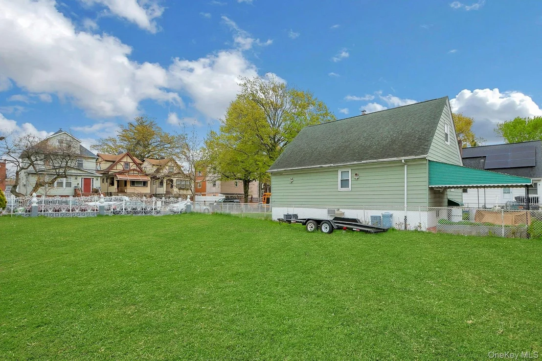 Photo of 511 Beach Avenue