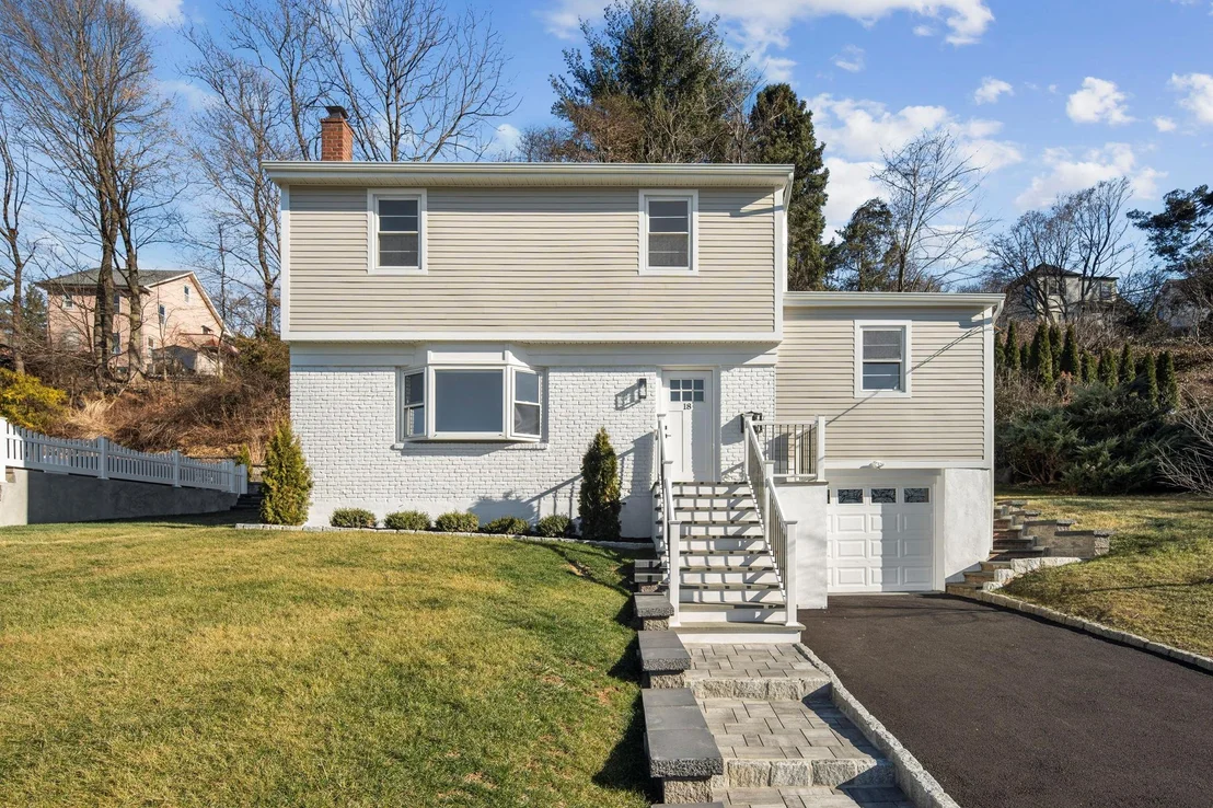 Photo of 18 Pamela Lane
