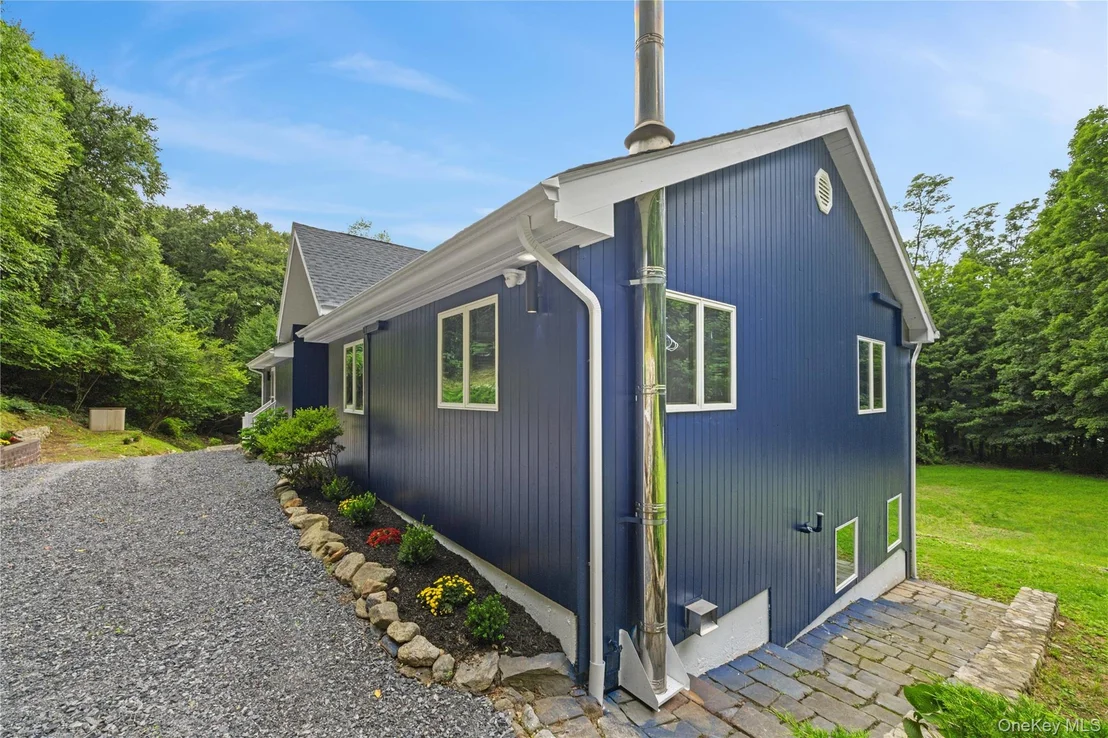 Photo of 24 Babbling Brook Lane