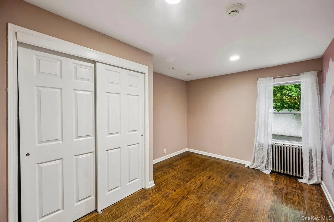 Photo of 40 Timberpoint Drive