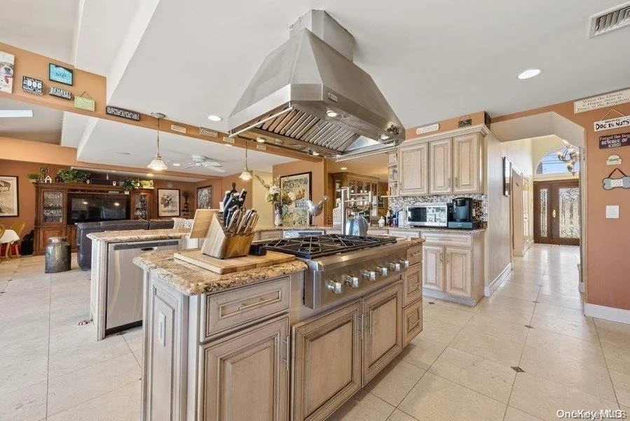Photo of 2778 Lindenmere Drive
