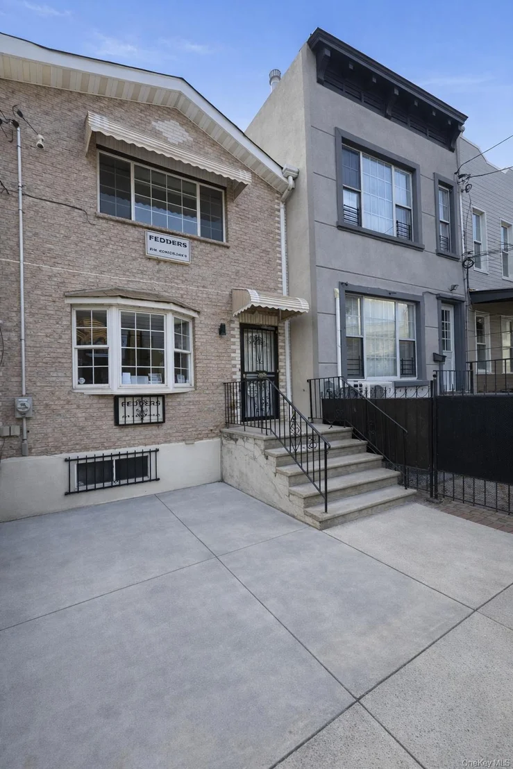 Photo of 508 Warwick Street