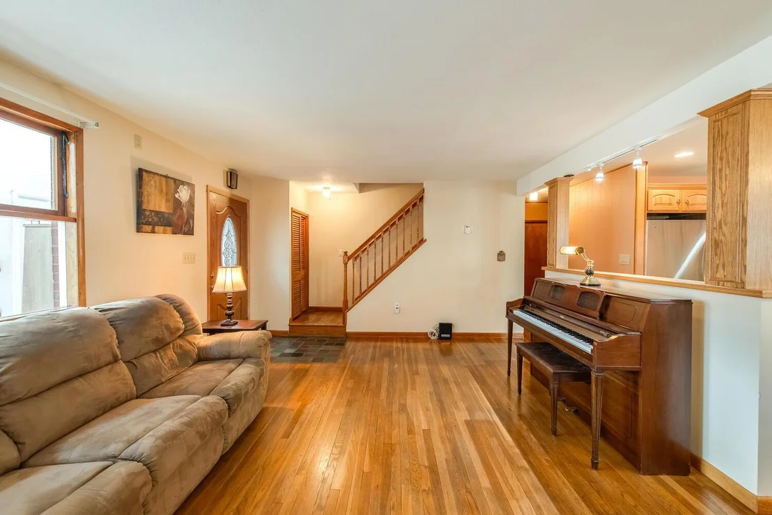 Photo of 15 Lucas Lane