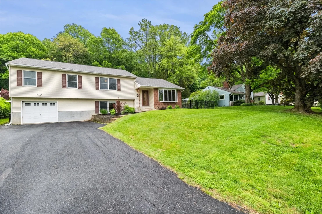 Photo of 3 Westview Drive