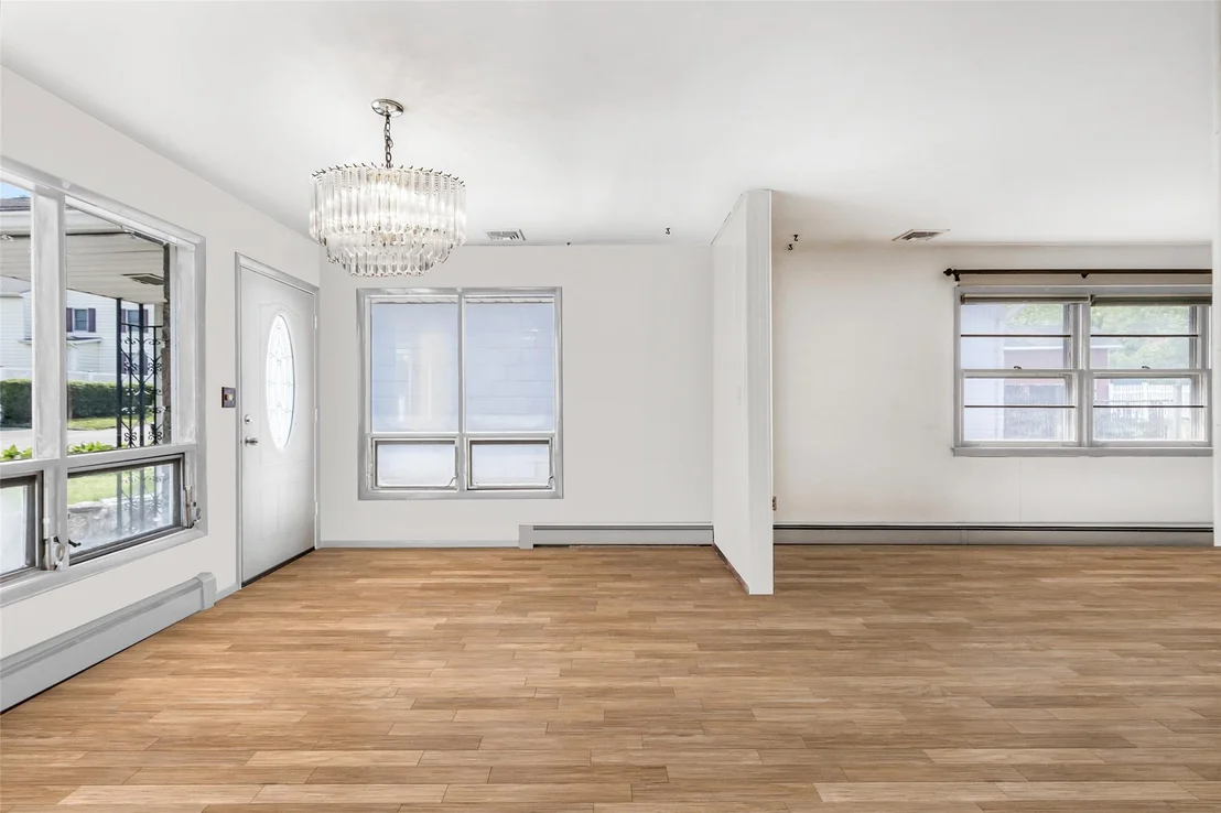 Photo of 156 2nd Street