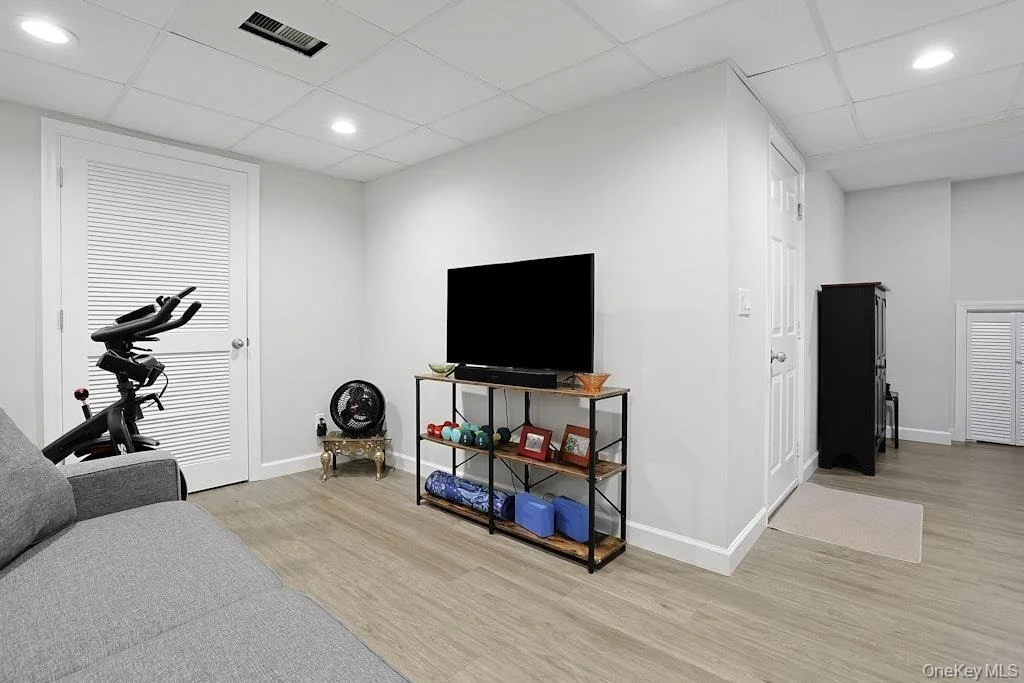Photo of 1502 Regent Drive