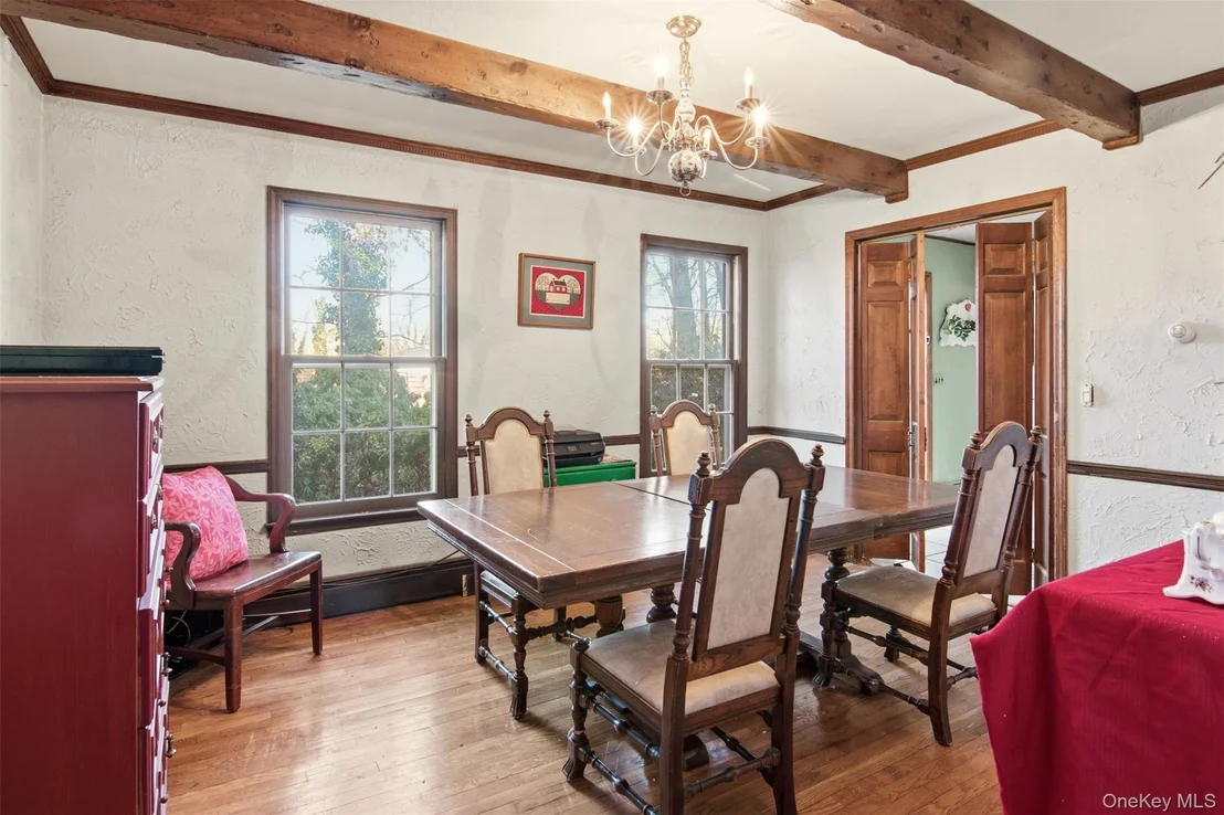 Photo of 105 Rustic Road