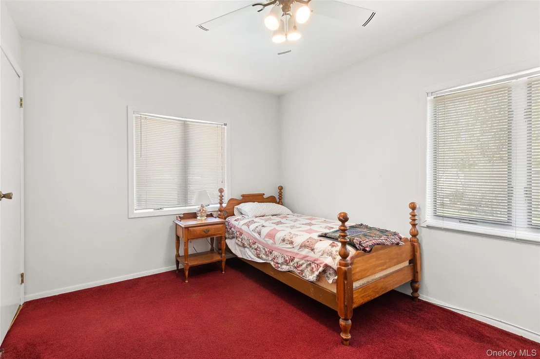 Photo of 1643 Pine Acres Boulevard