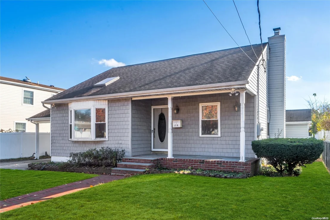 Photo of 128 Gracie Drive