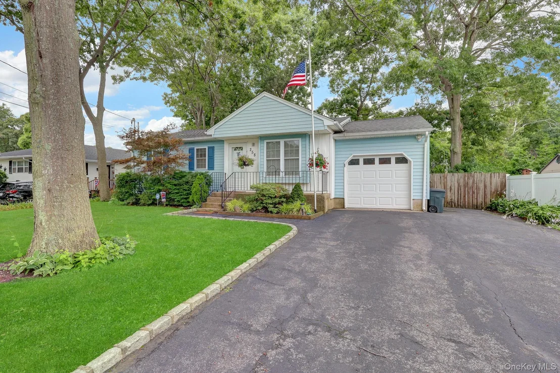Photo of 258 Floyd Road