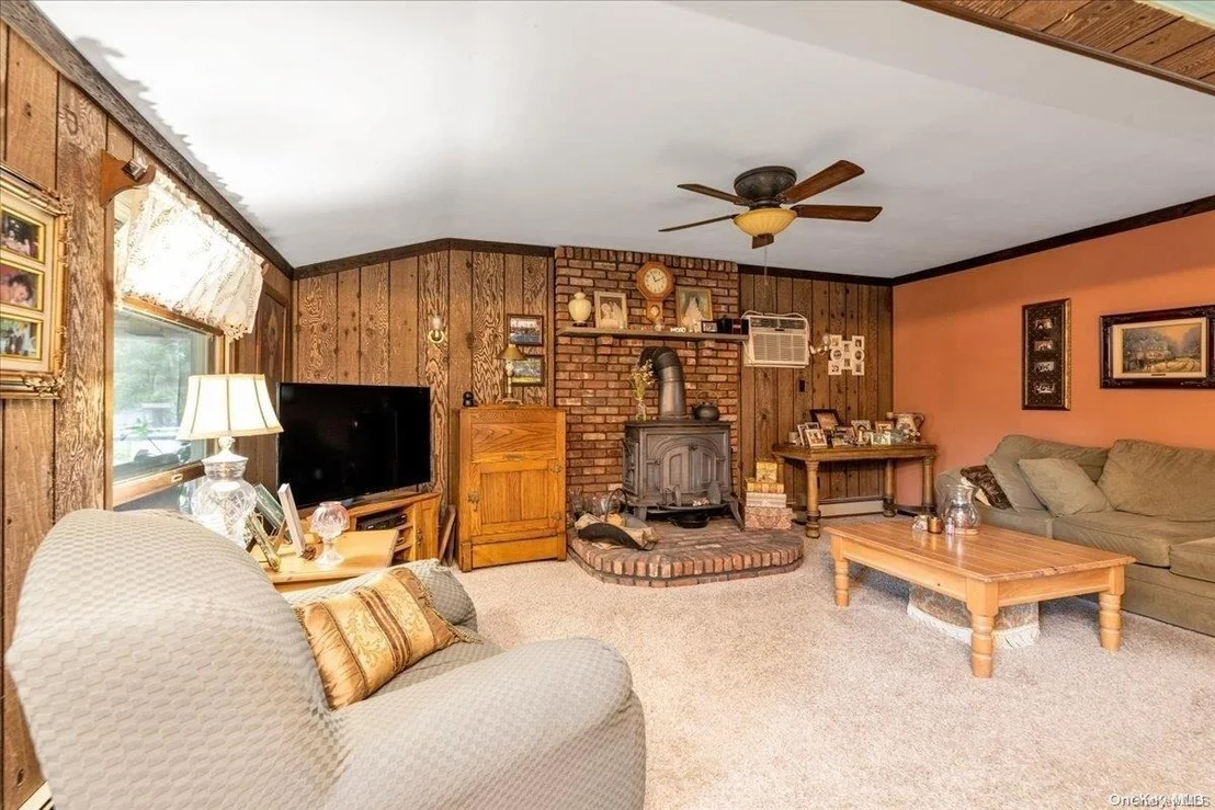 Photo of 45 Huron Drive