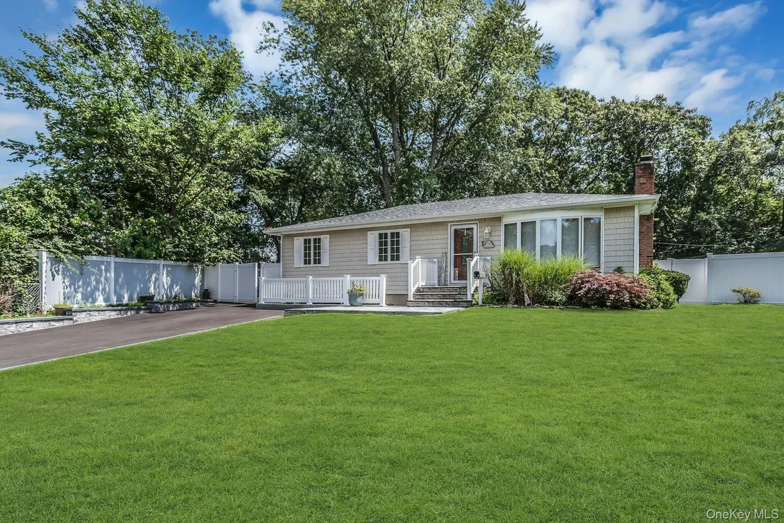 Photo of 58 Crescent Place
