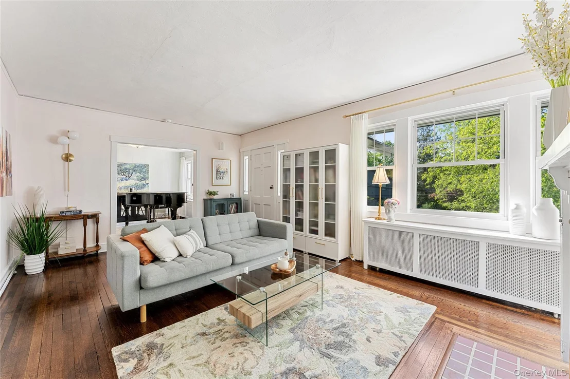 Photo of 17 Euclid Avenue