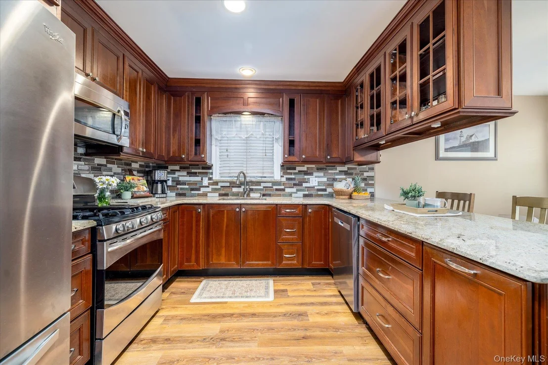Photo of 95 Ohio Avenue