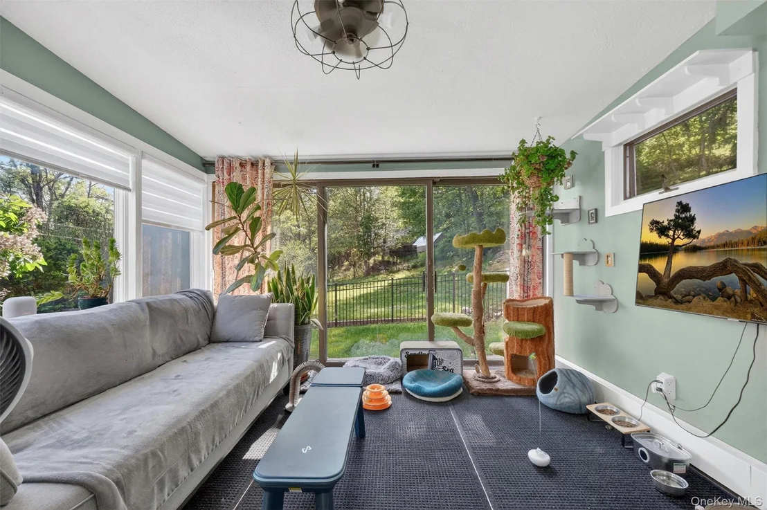 Photo of 71 Highland Drive