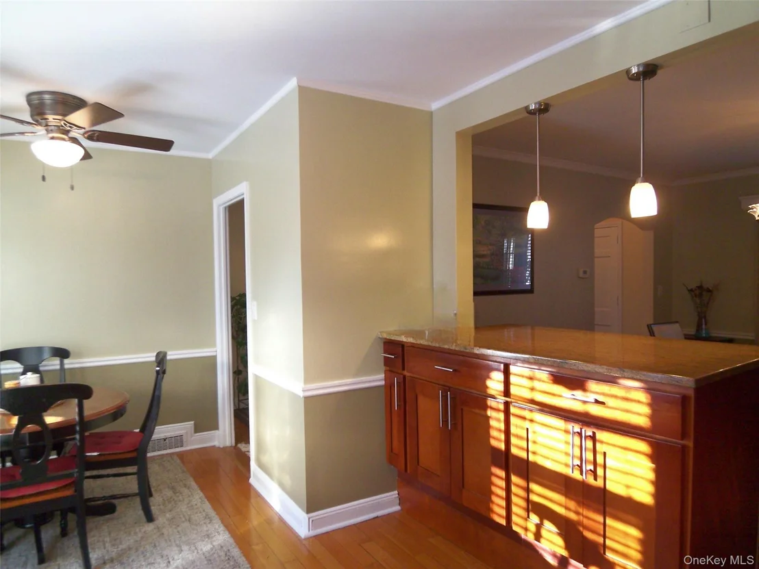 Photo of 40 Harding Parkway