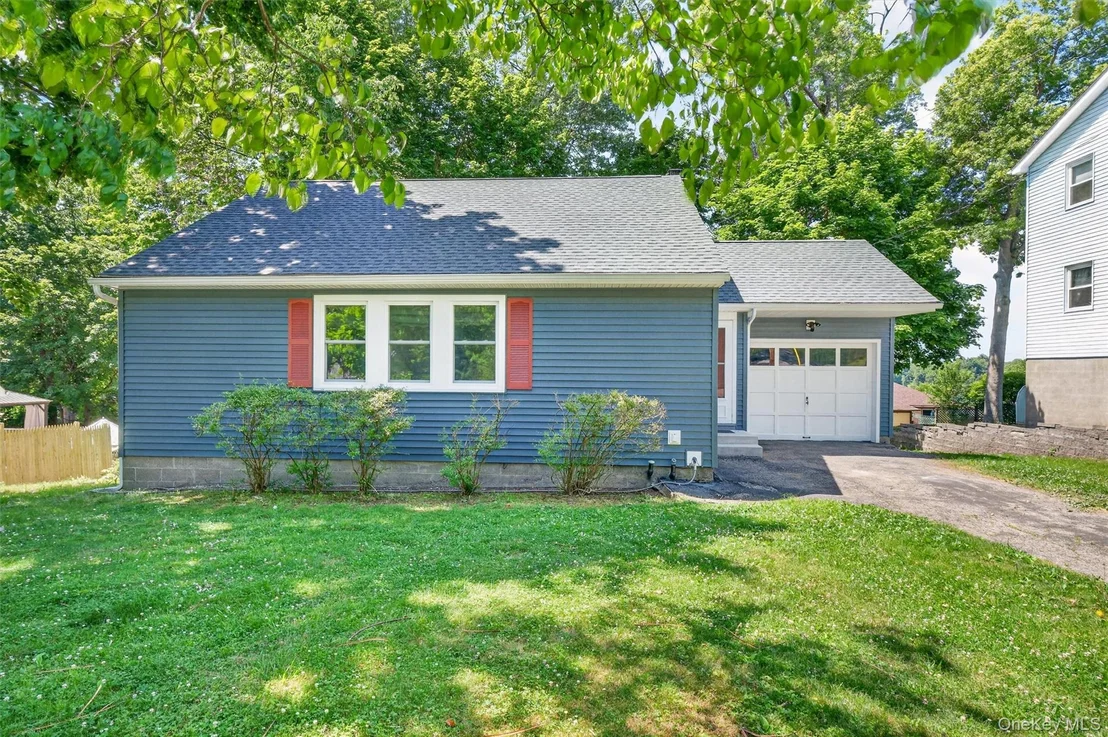 Photo of 333 Oak Drive