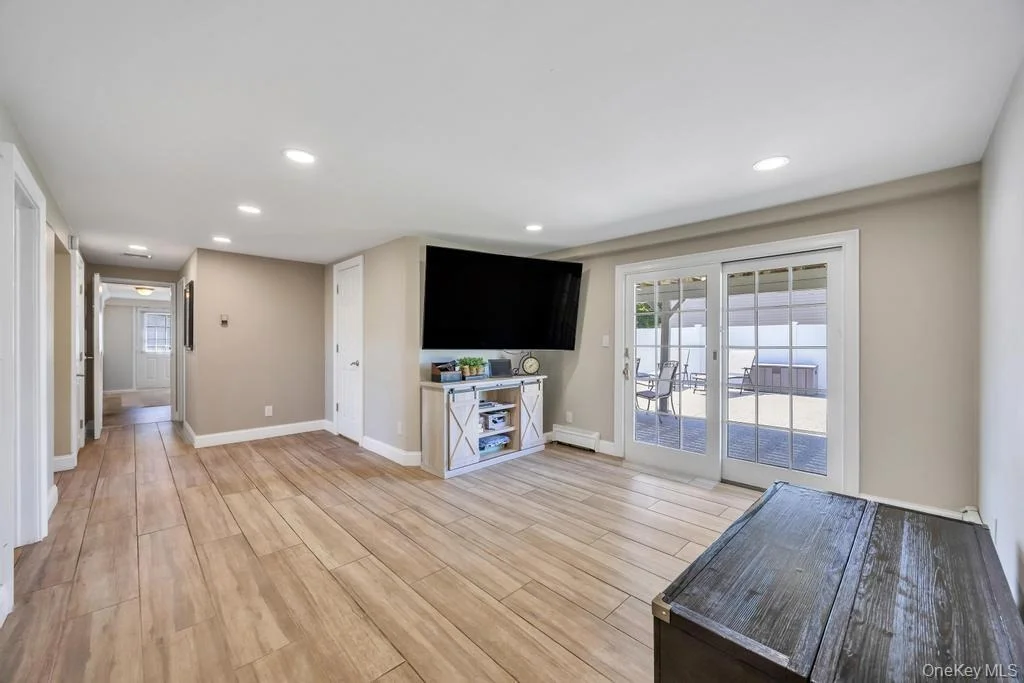 Photo of 25 Laurel Place